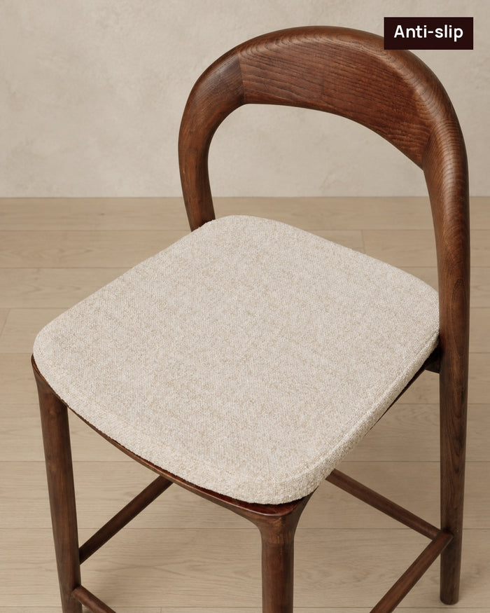 Nora cushion bar